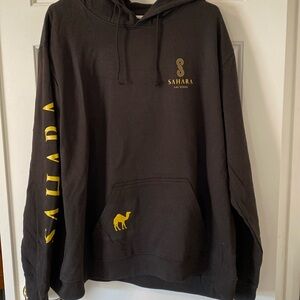 Hoodie Sahara Las Vegas